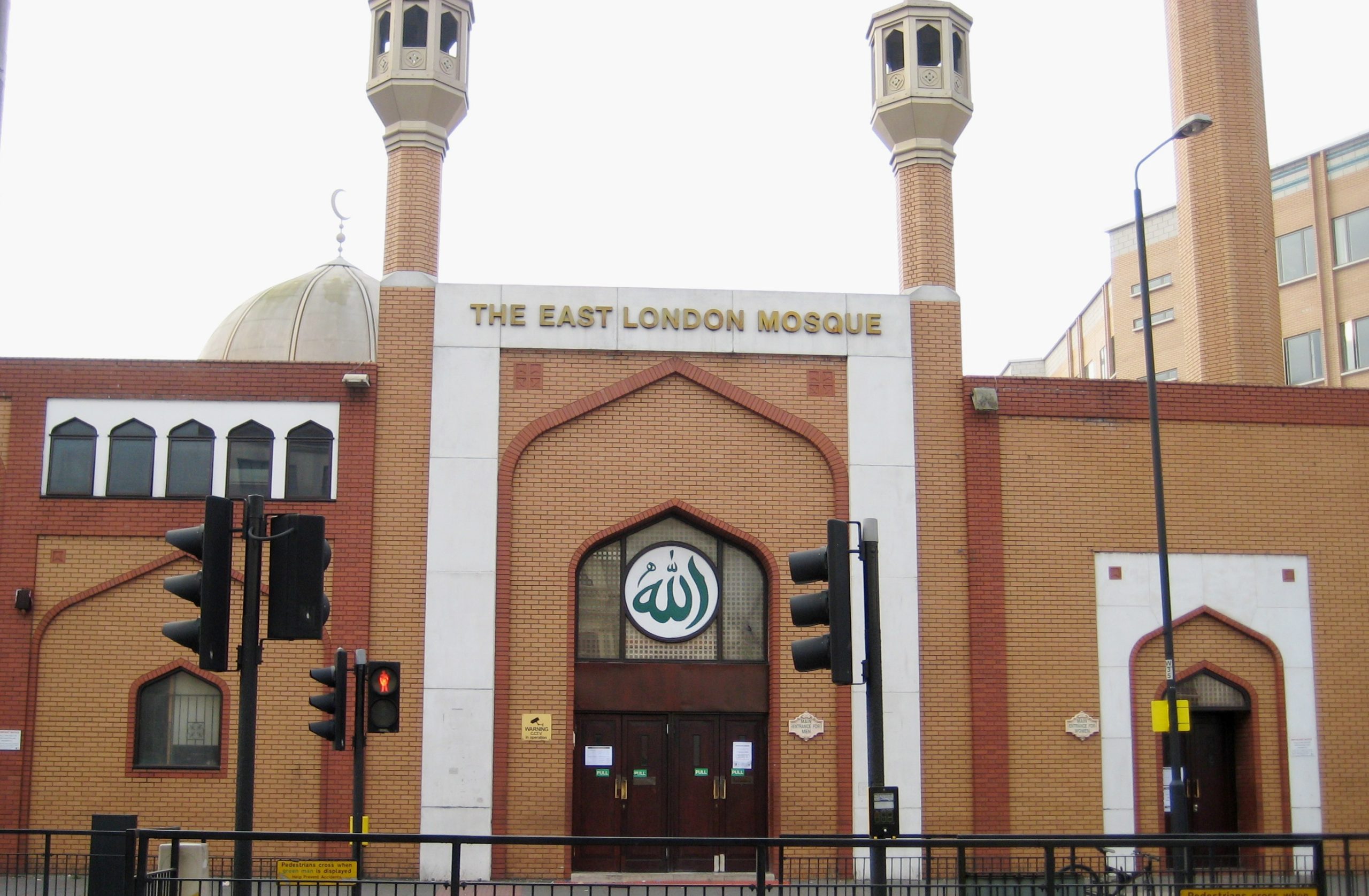 المساجد في بريطانيا